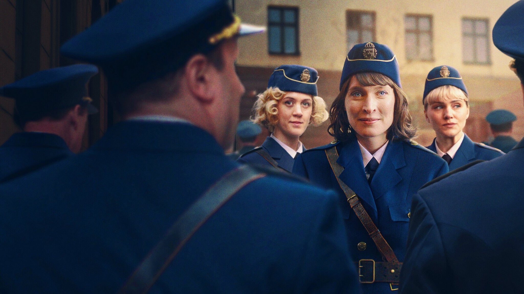 Lực Lượng Mới (Skiftet)Hình bìa